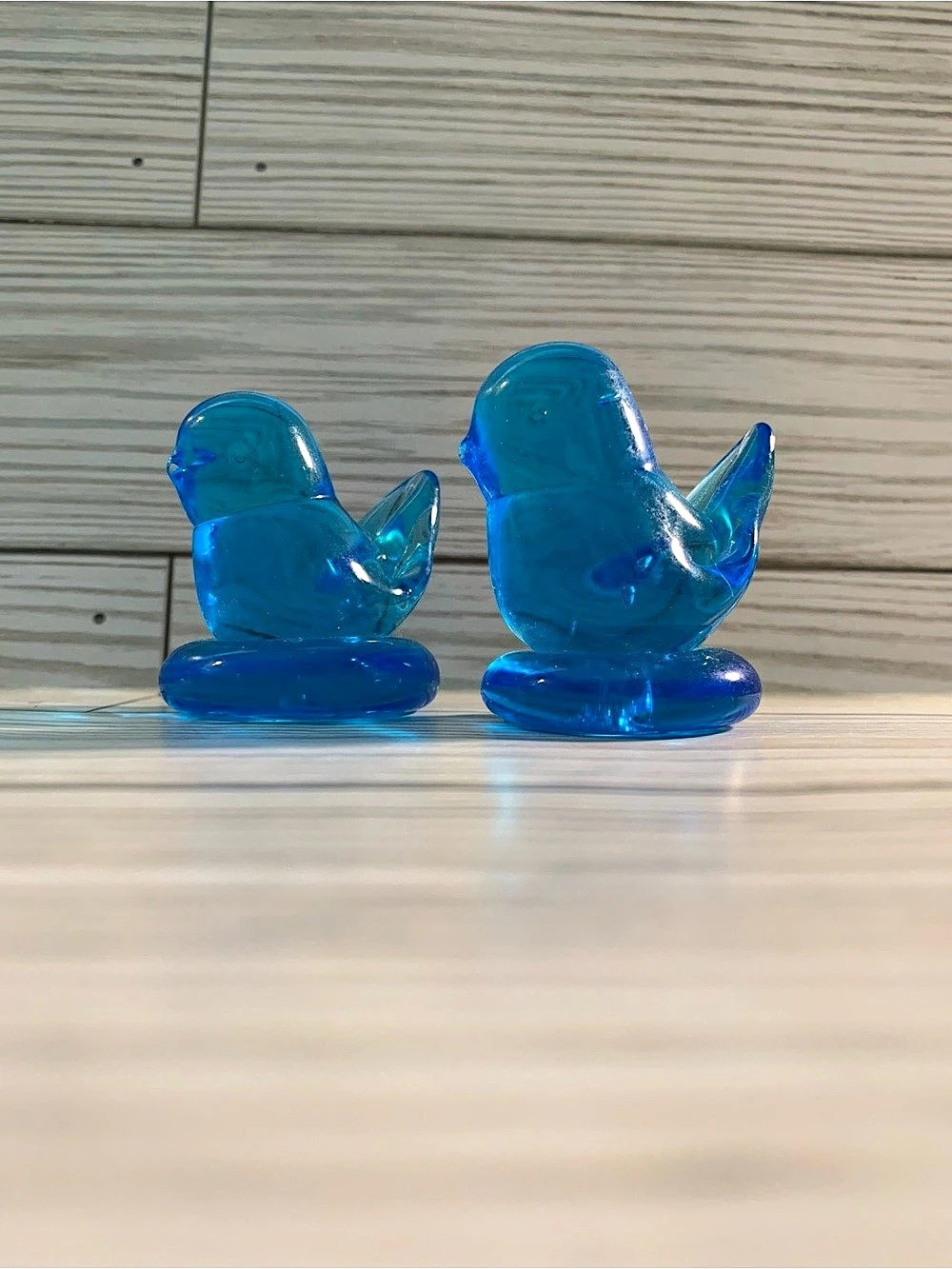 Vintage Leo Ward 1988 Blue Glass Bird Figurine Set